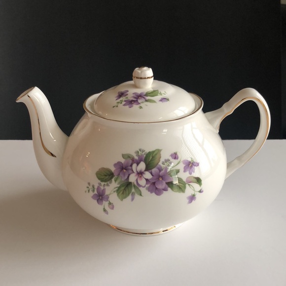 Duchess Kitchen Vtg Teapot W Violet Flowers Duchess Of England